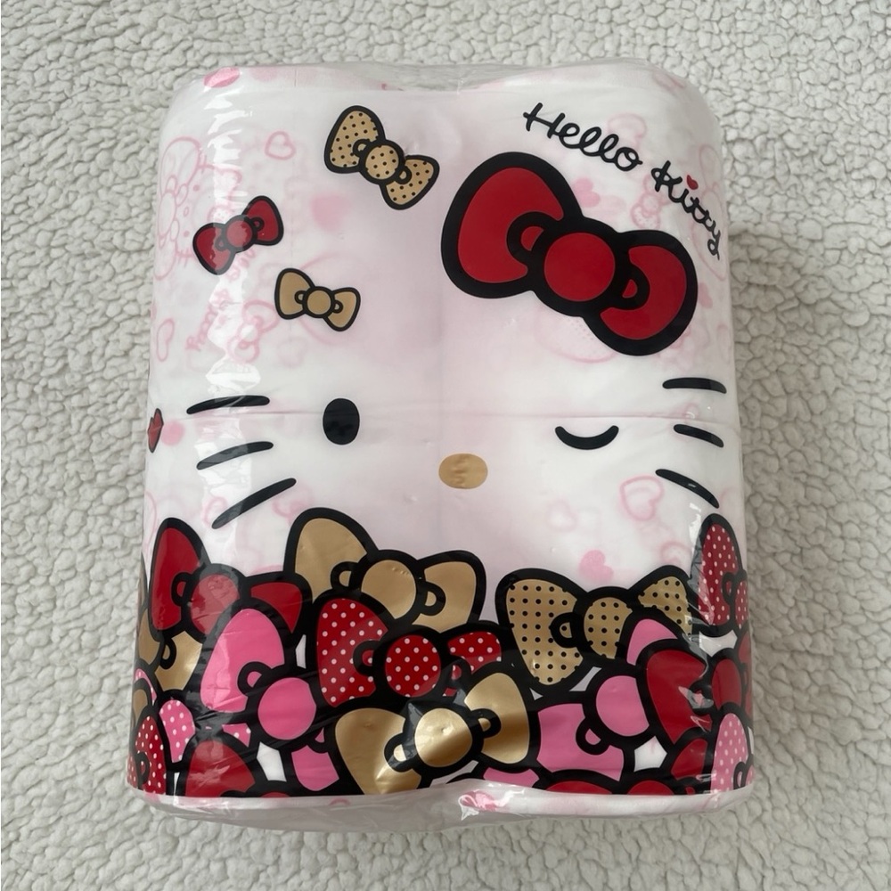 Sanrio Hello Kitty Pink and Gold Tissue Pack